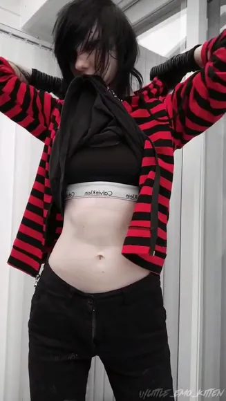 Littleemokitten Exclusive Leaked Nude Onlyfans #2163053