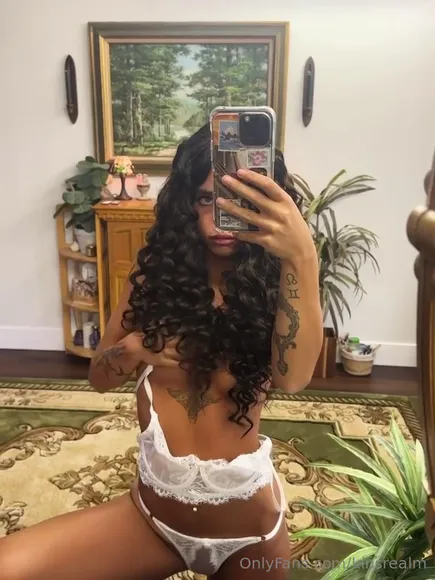 Kinsrealm Exclusive Leaked Nude Onlyfans #2774658