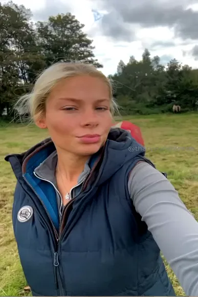 Mollymercedes Exclusive Leaked Nude Onlyfans #877006