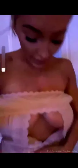 Lindseypelas Exclusive Leaked Nude Onlyfans #1804018