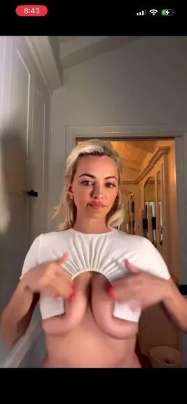 Lindseypelas Exclusive Leaked Nude Onlyfans #1803517