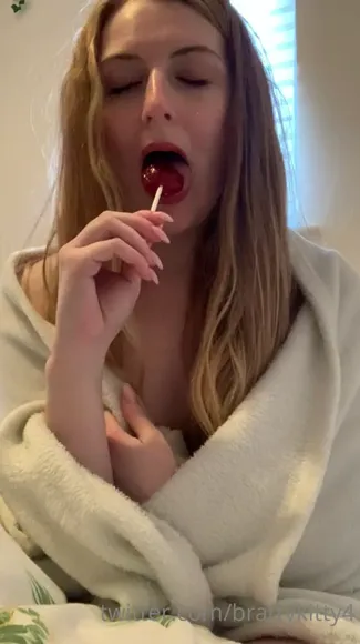 Br4ttyk1tty Exclusive Leaked Nude Onlyfans #729298