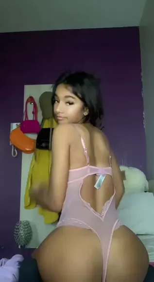 Poca / poca56 / poca59 / Poca_rbxx Exclusive Leaked Nude Onlyfans #2488081