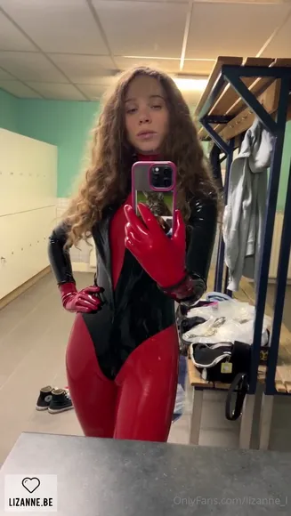 Lizanne_l Exclusive Leaked Nude Onlyfans #1174631