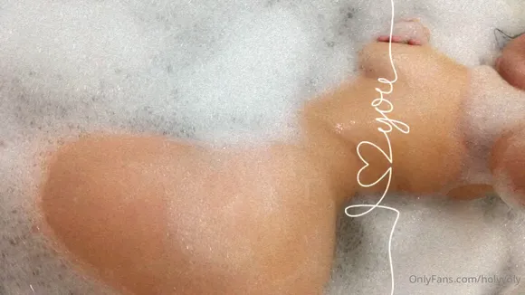 Holyyoly Exclusive Leaked Nude Onlyfans #1100458