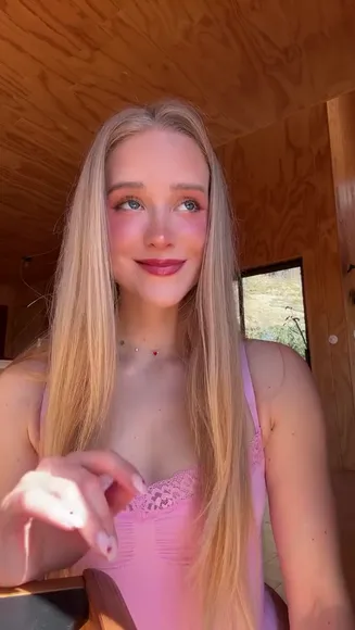 Carolinezalog Exclusive Leaked Nude Onlyfans #1900162