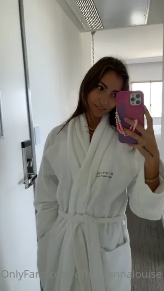 Annalouieaustin Exclusive Leaked Nude Onlyfans #798670