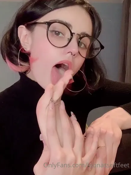Loonassoftfeet Exclusive Leaked Nude Onlyfans #813314