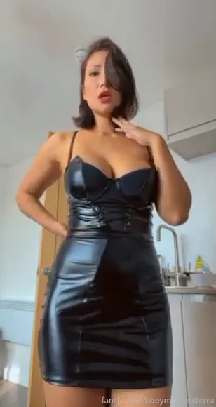 Obeymistressterra / terrahyde Exclusive Leaked Nude Onlyfans #1745167