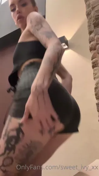 Sweet_ivy_xx Exclusive Leaked Nude Onlyfans #1358219
