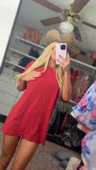 Taylorbreesey Exclusive Leaked Nude Onlyfans #901213