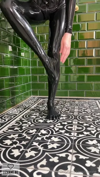 Lizanne_l Exclusive Leaked Nude Onlyfans #1174430
