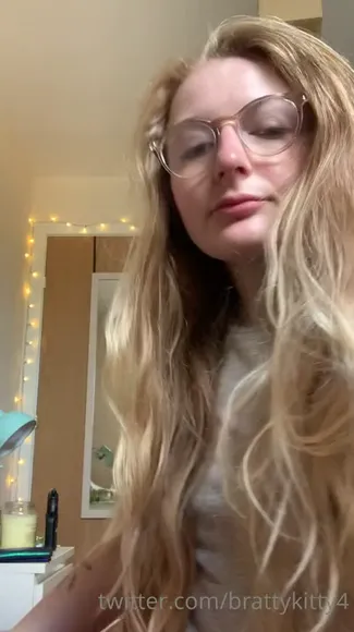Br4ttyk1tty Exclusive Leaked Nude Onlyfans #731630