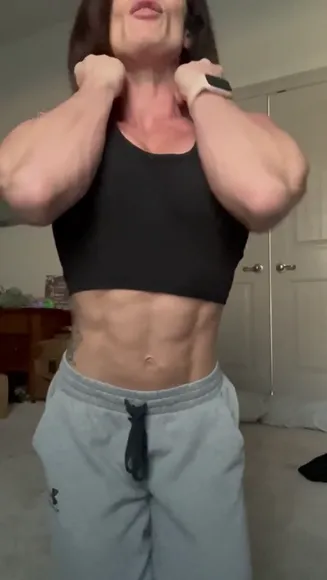 Musclemama1113 Exclusive Leaked Nude Onlyfans #726103