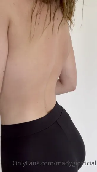 Madygiofficial / madygioofficial Exclusive Leaked Nude Onlyfans #1724248