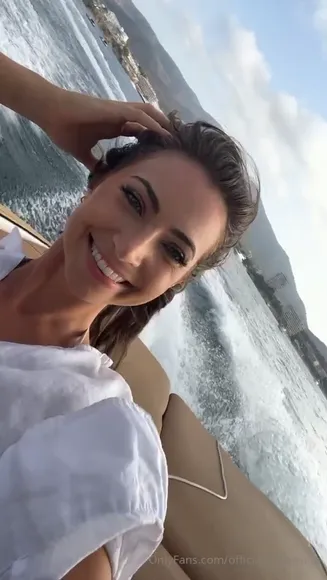 Annalouieaustin Exclusive Leaked Nude Onlyfans #798787