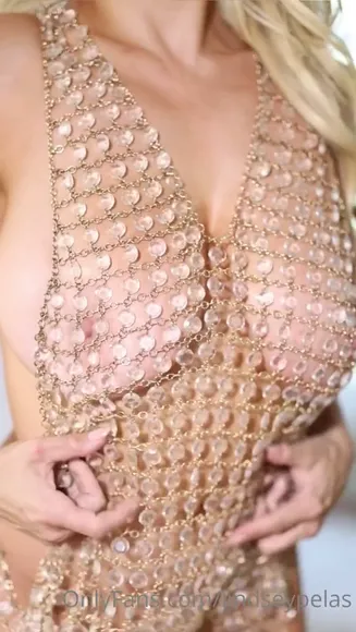 Lindseypelas Exclusive Leaked Nude Onlyfans #1803200