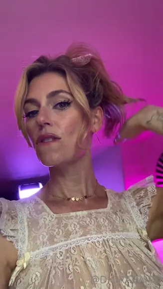 Diorabaird Exclusive Leaked Nude Onlyfans #2129327