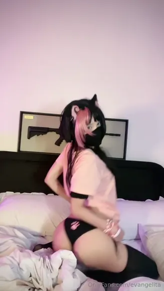 Evangelit4 / evangelita Exclusive Leaked Nude Onlyfans #1139911