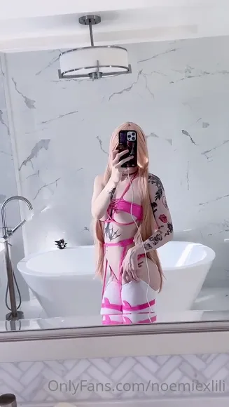 Noemiexlili / cinna.noe / cinnanoe / noemixlili Exclusive Leaked Nude Onlyfans #2137418