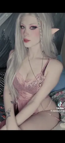 Pipssqueakss Exclusive Leaked Nude Onlyfans #964386