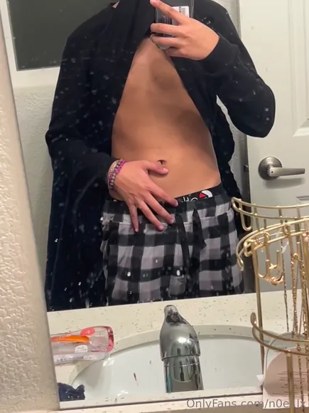 N0e1lx / tinyvel Exclusive Leaked Nude Onlyfans #655929