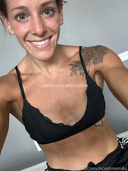 Convincedmom4u / convincedmom4ufree Exclusive Leaked Nude OnlyFans #728739