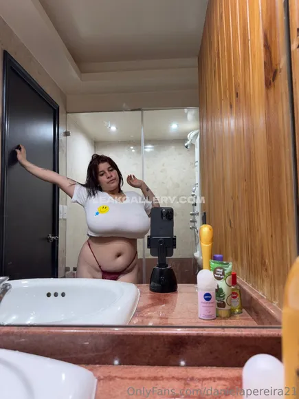 Danielapereiraof21 Exclusive Leaked Nude Onlyfans #1050523