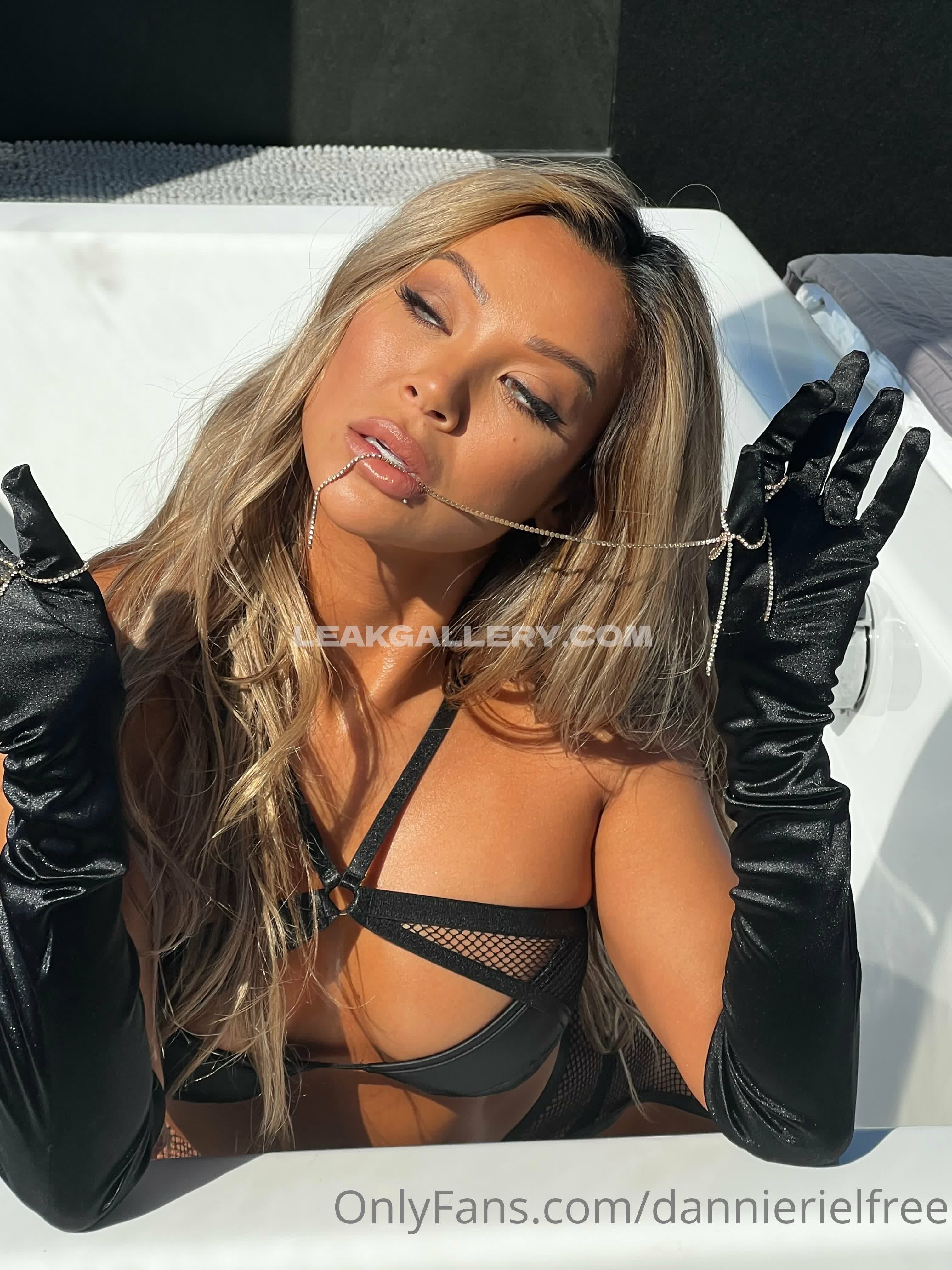 Dannierielfree Exclusive Leaked Nude OnlyFans #2012311