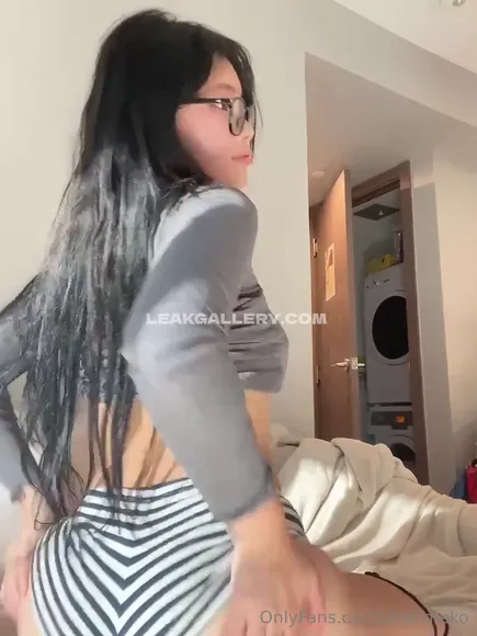 Diakimeko Exclusive Leaked Nude Onlyfans #194873