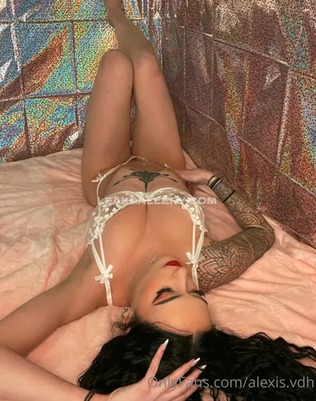 Emmah3296 / Alexis Vandenhoek / Alexis.vdh Exclusive Leaked Nude Onlyfans #37319