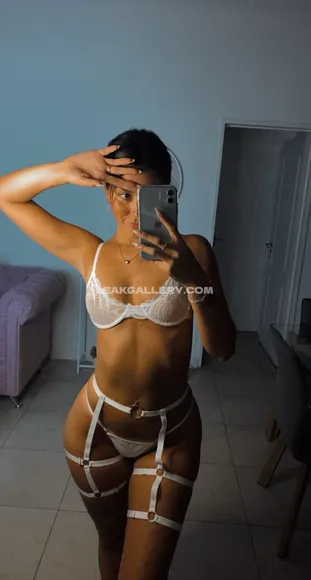 Florrprovenzano Exclusive Leaked Nude Onlyfans #610914