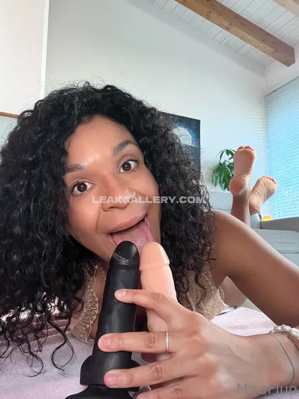 Fluoisreal Exclusive Leaked Nude OnlyFans #2798028