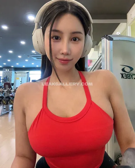 Heeyome Exclusive Leaked Nude Onlyfans #1009711