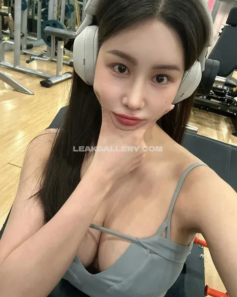 Heeyome Exclusive Leaked Nude Onlyfans #1011886