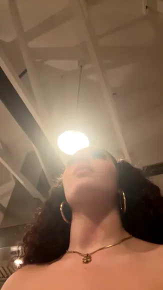hoesluvkinz video thumbnail
