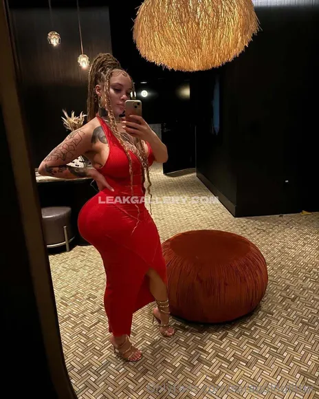 Iamsaragold Exclusive Leaked Nude Onlyfans #941407