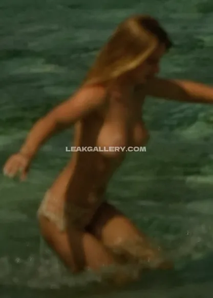 Ilona Exclusive Leaked Nude OnlyFans #939512