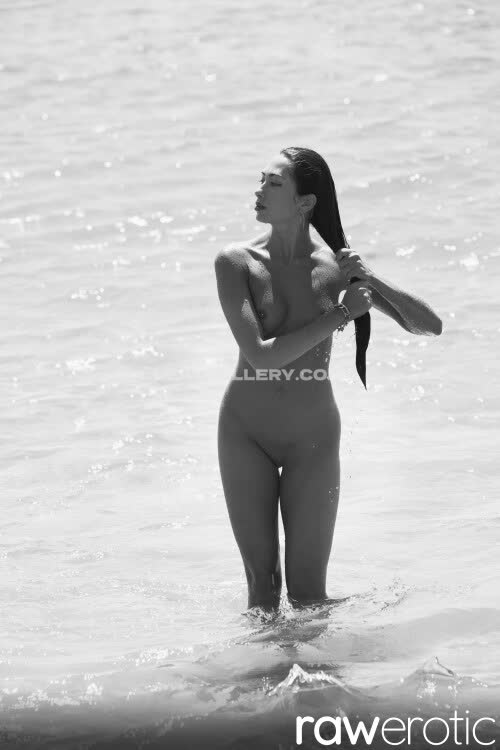 Itsyourxxx Exclusive Leaked Nude OnlyFans #1040853