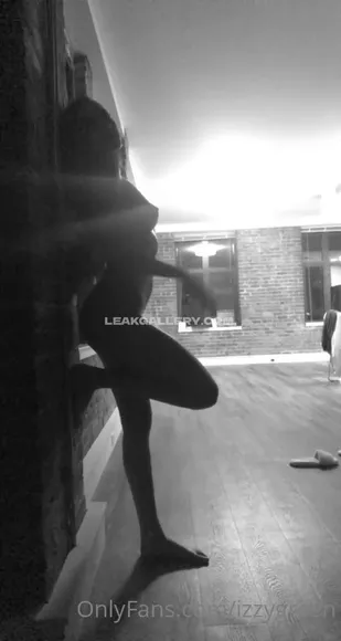 Izzygreen / isabellagr / izzyygreennxox Exclusive Leaked Nude Onlyfans #24199