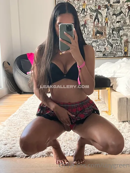 Izzygreen / isabellagr / izzyygreennxox Exclusive Leaked Nude Onlyfans #23791