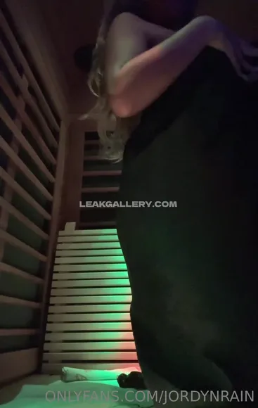 Jordynrain Topless Body Rub OnlyFans Video Leaked