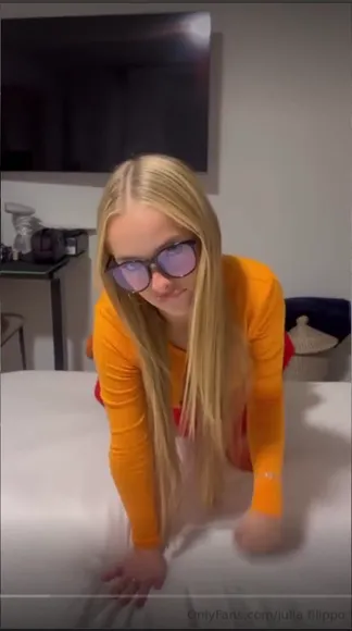 julia_filippo video thumbnail