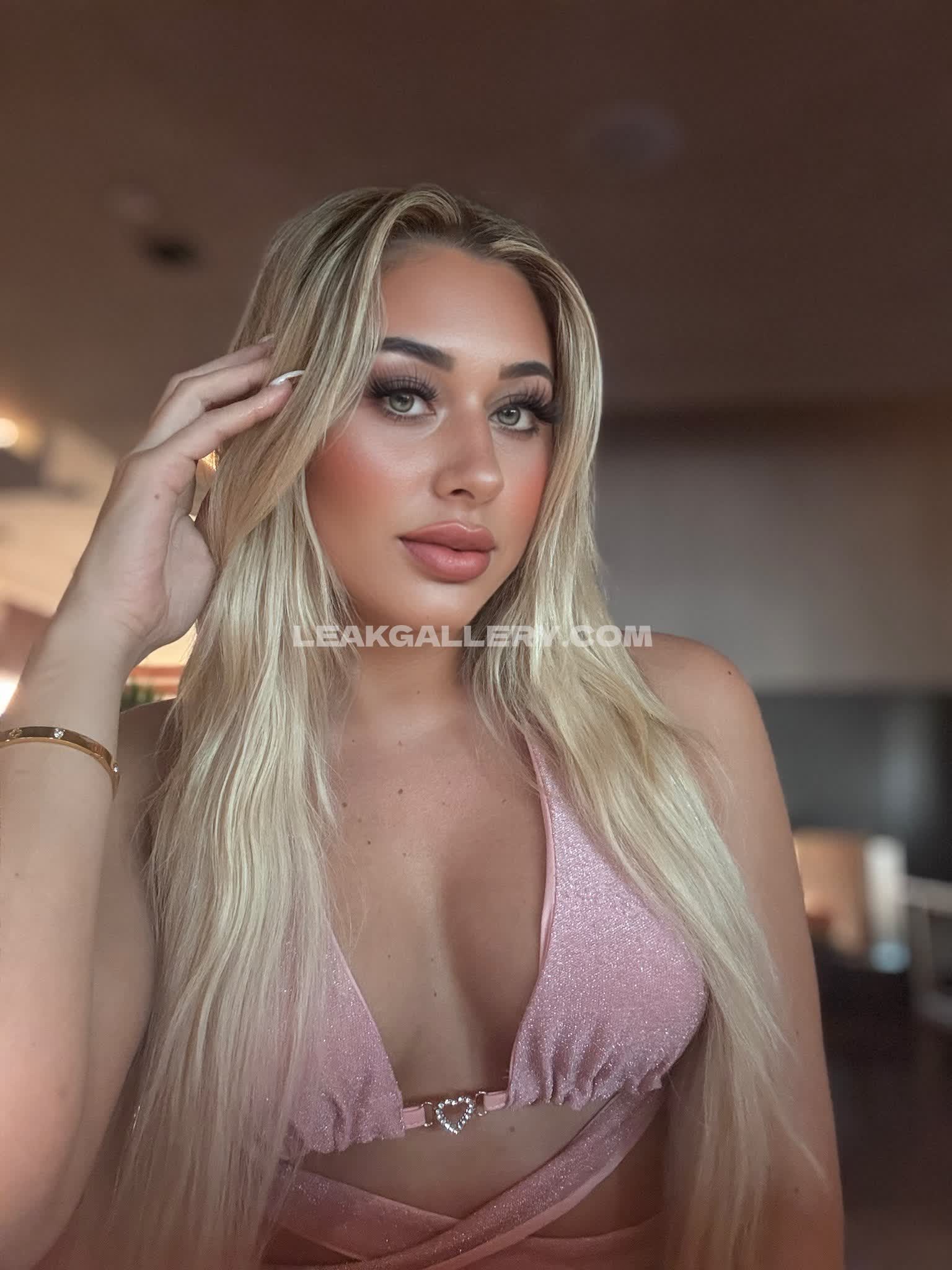 Kelbarbiefit Exclusive Leaked Nude OnlyFans #954651