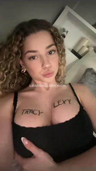 Kirapregiato Exclusive Leaked Nude Onlyfans #1048004