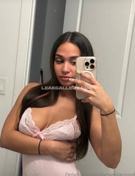 Lacamilacruzz Exclusive Leaked Nude Onlyfans #1066451