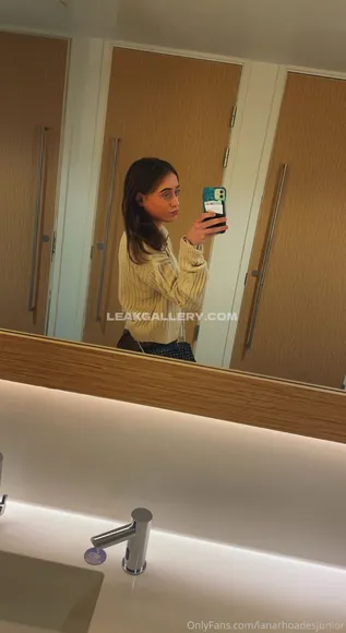 Lanarhoadesjunior Nudes vazados exclusivos do OnlyFans #2902008