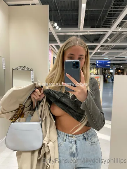Lilydaisyphillips / lildaisyphillips Exclusive Leaked Nude Onlyfans #59064