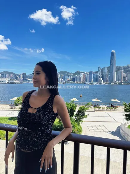 Lonelymeow Exclusive Leaked Nude OnlyFans #1037662