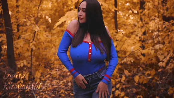 louisakhovanski video thumbnail